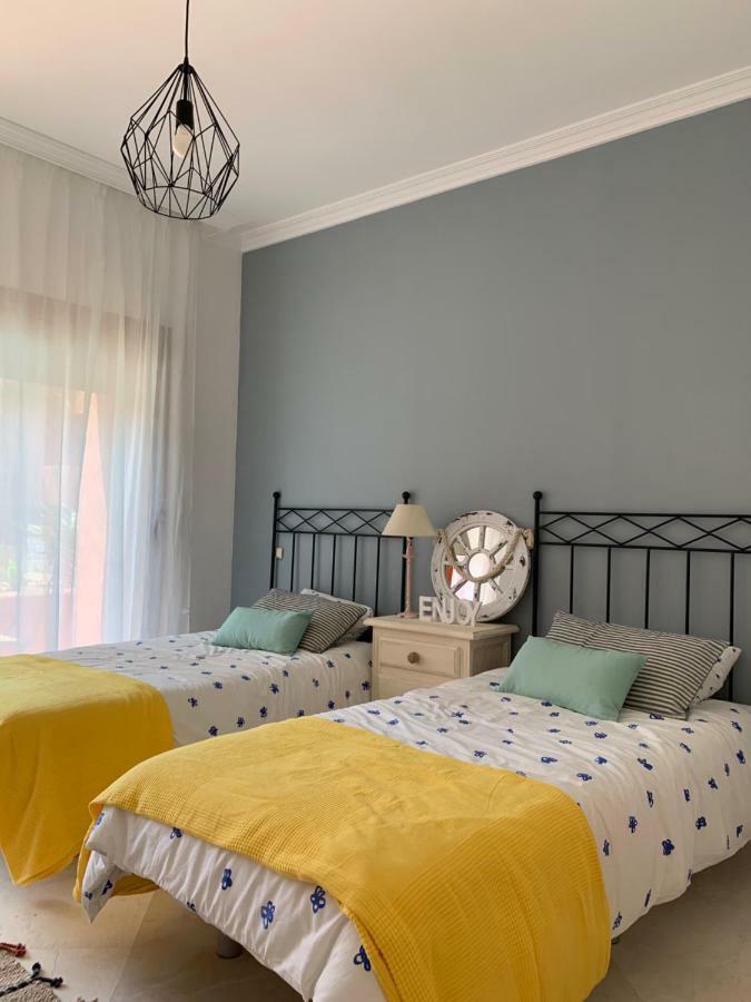 Beachside Apartment In Marbella Exterior foto
